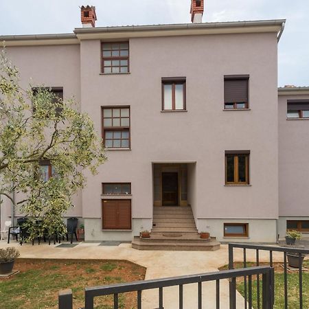 Es Residence Rovinj Luaran gambar