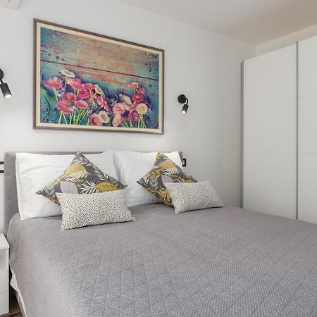 Es Residence Rovinj Luaran gambar
