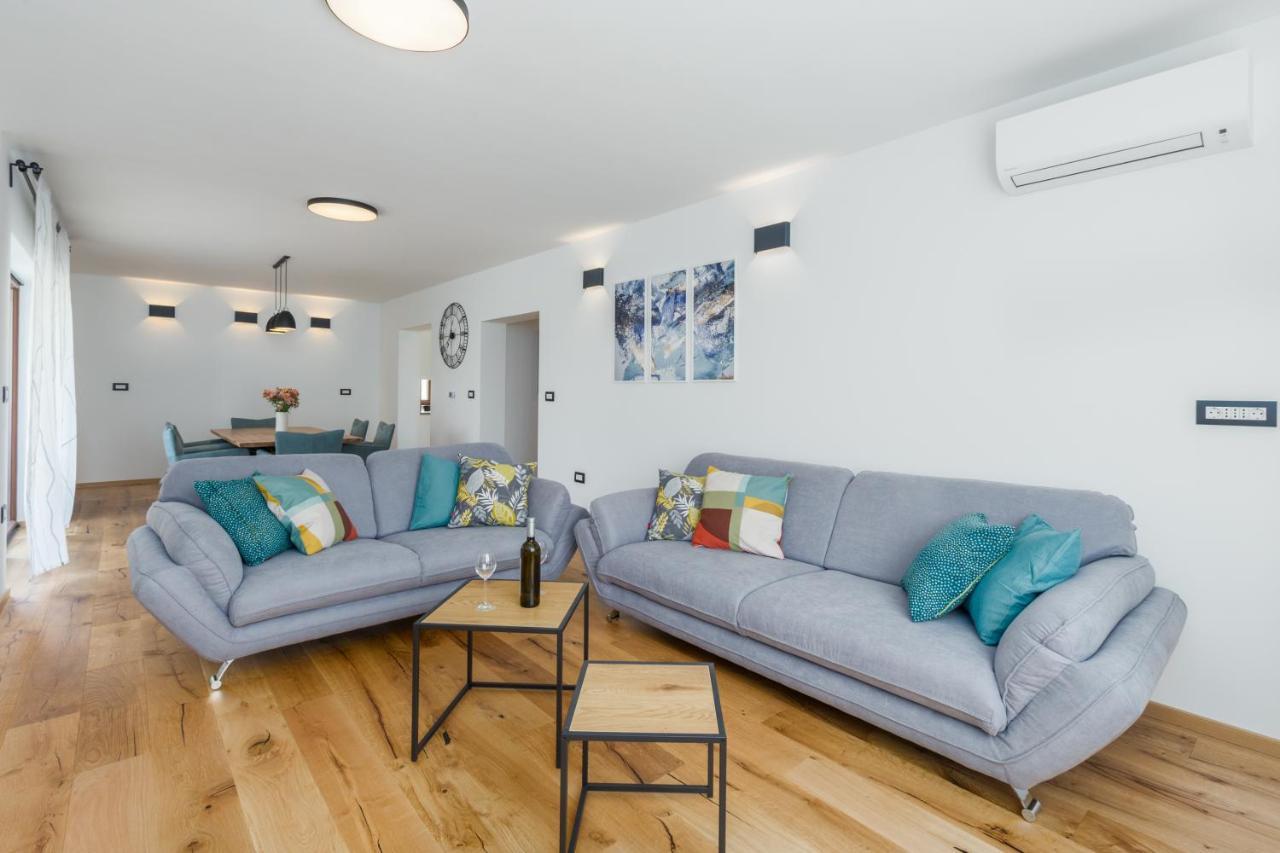 Es Residence Rovinj Luaran gambar