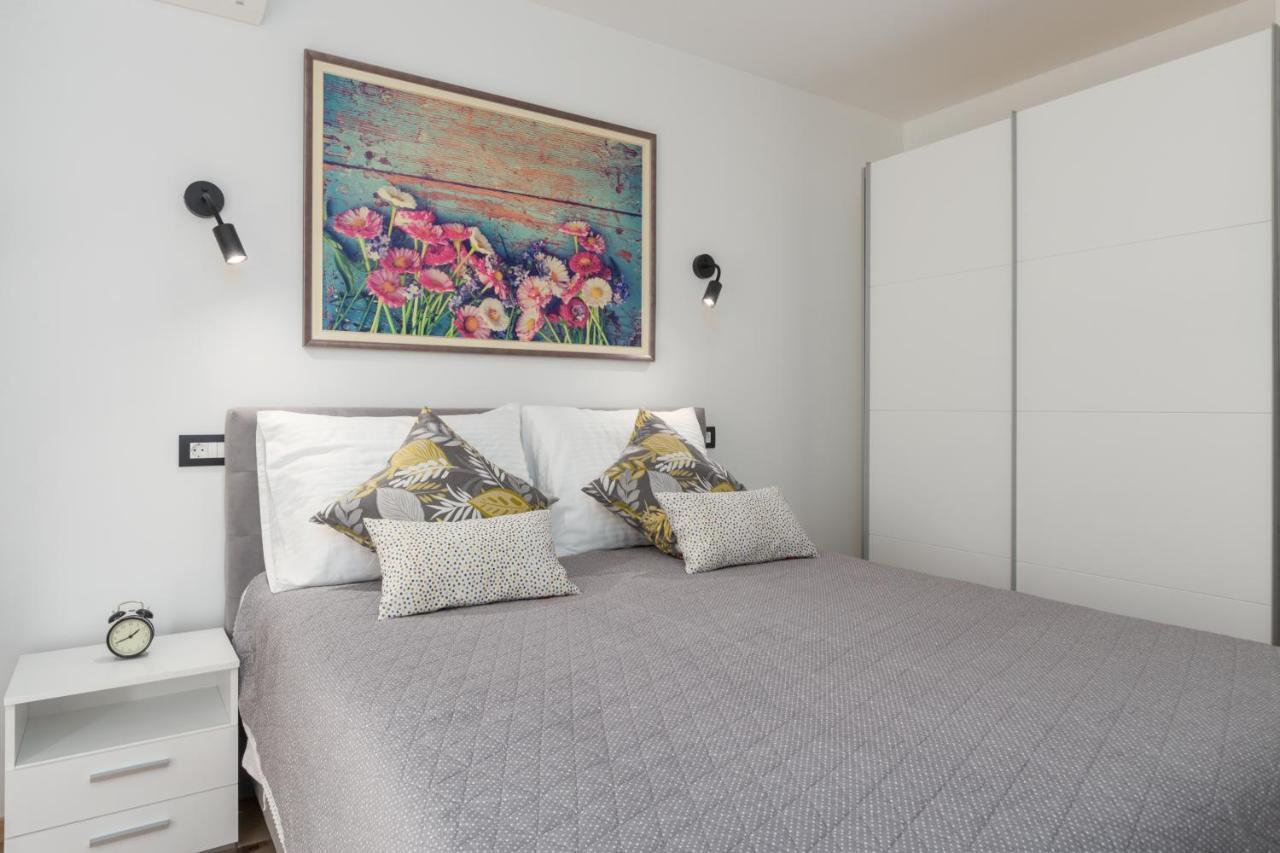 Es Residence Rovinj Luaran gambar